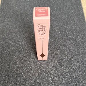 Charlotte Tilbury Pillow Talk Matte Blush Wand - Soft Pink